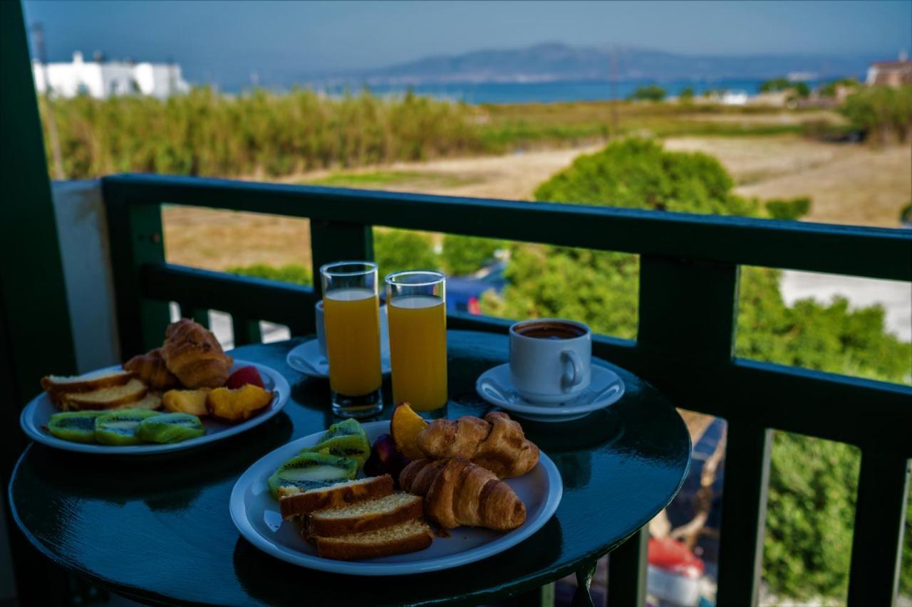 Studios Vrettos Beachfront Hotel Pláka 외부 사진