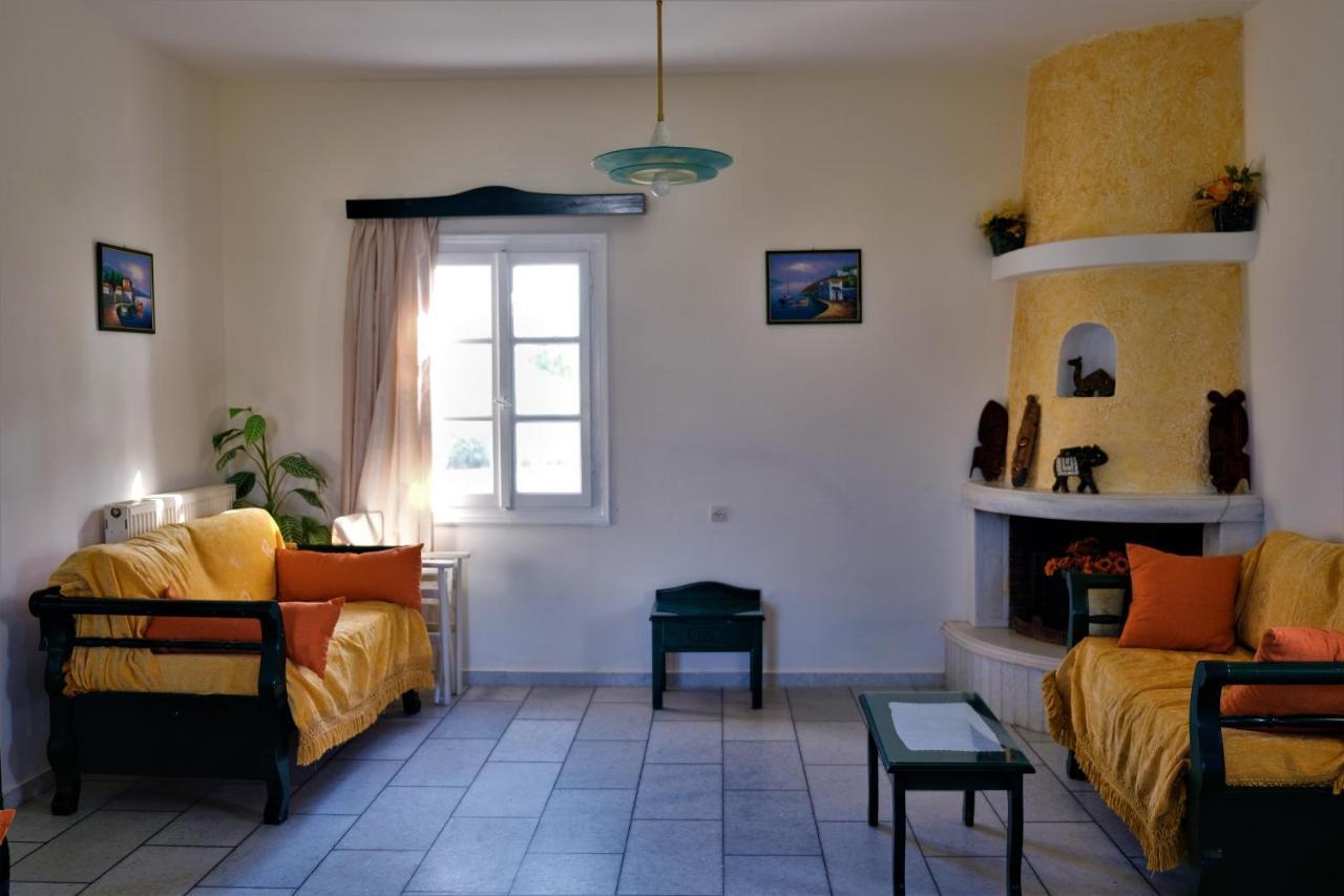 Studios Vrettos Beachfront Hotel Pláka 외부 사진