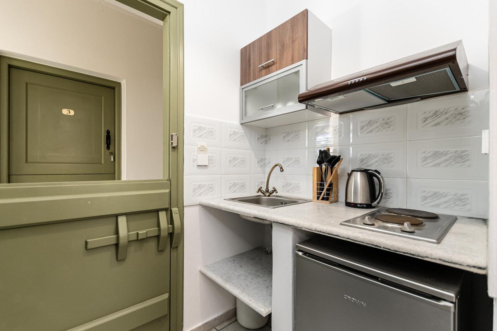Studios Vrettos Beachfront Hotel Pláka 외부 사진