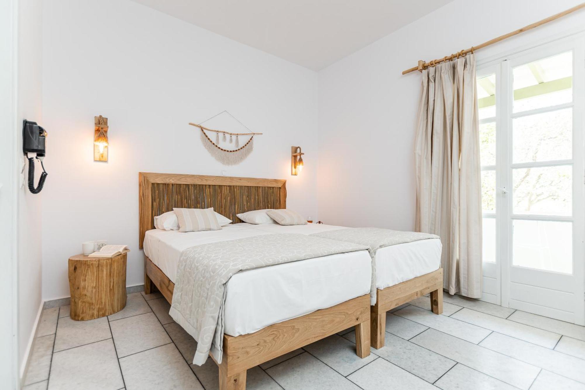 Studios Vrettos Beachfront Hotel Pláka 외부 사진
