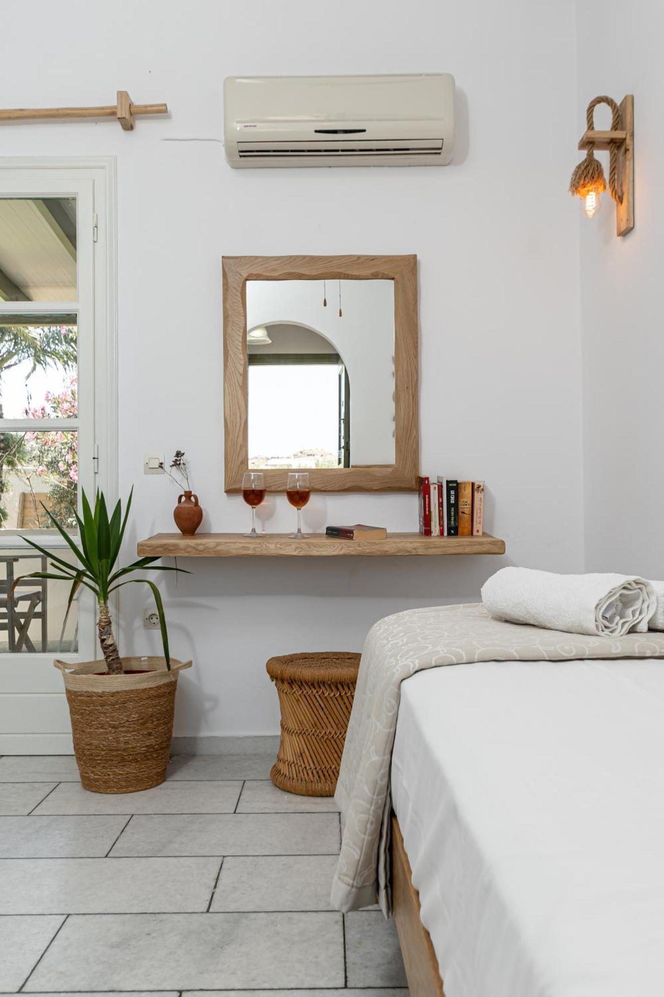 Studios Vrettos Beachfront Hotel Pláka 외부 사진