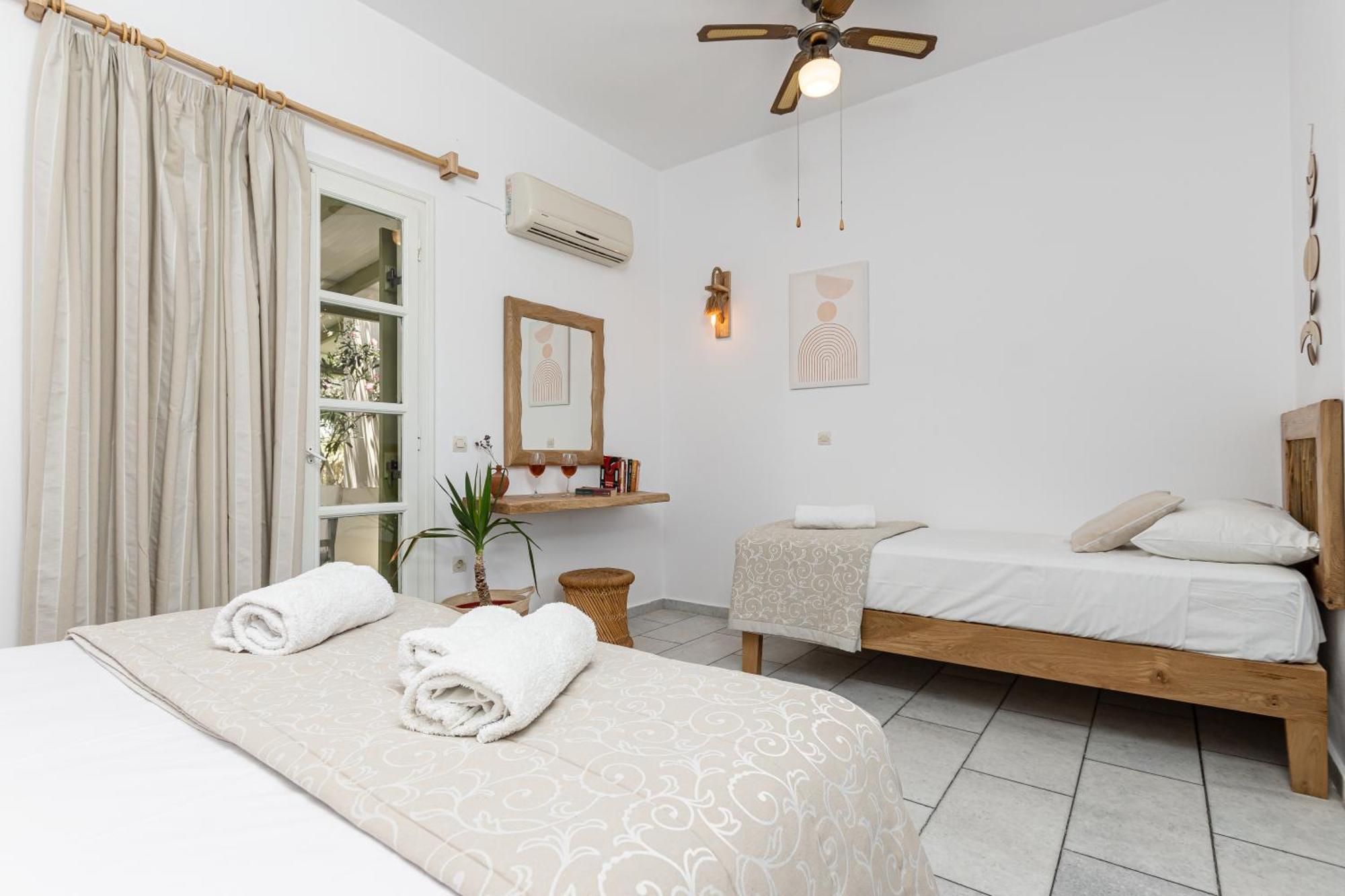 Studios Vrettos Beachfront Hotel Pláka 외부 사진
