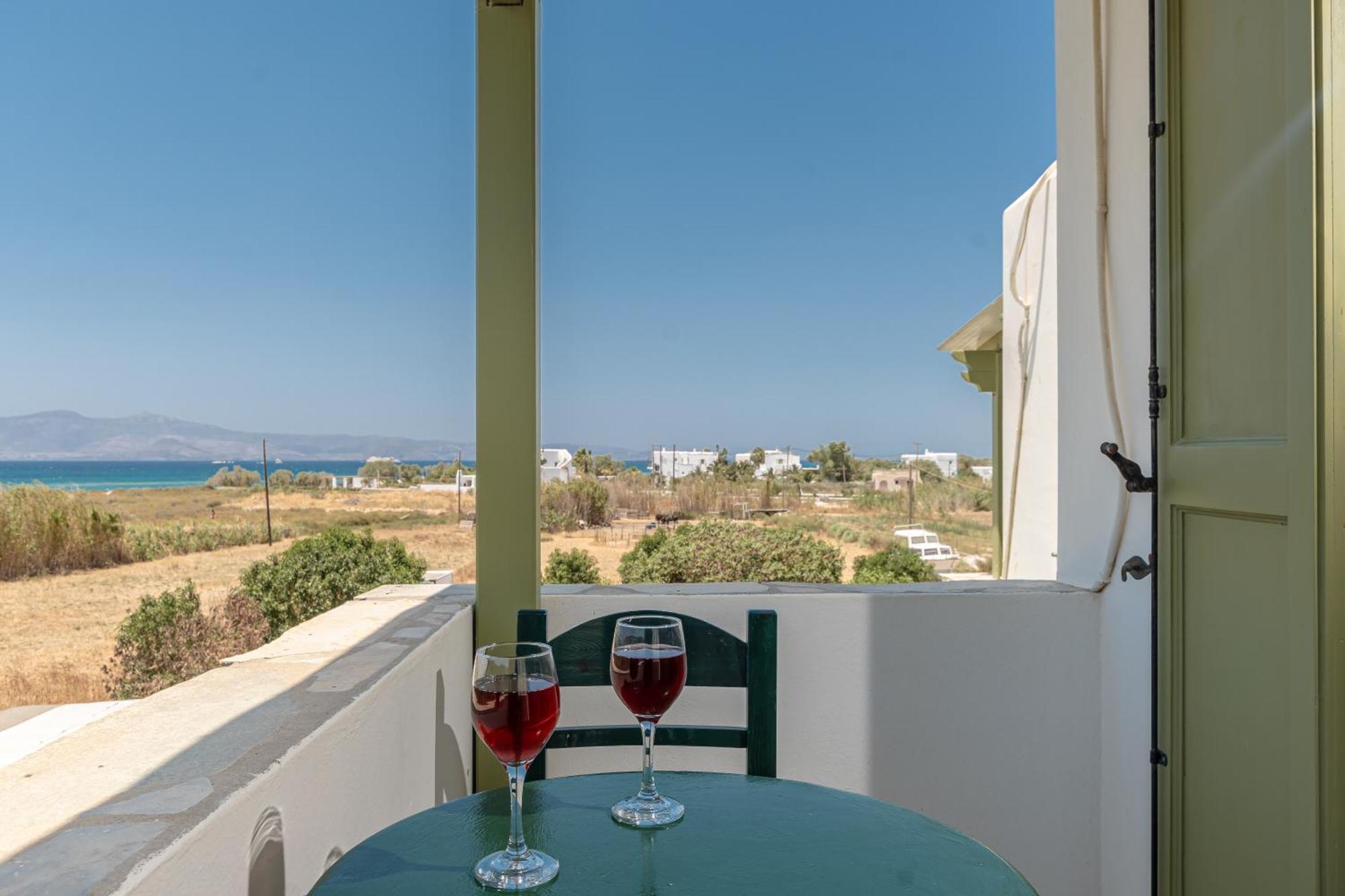 Studios Vrettos Beachfront Hotel Pláka 외부 사진
