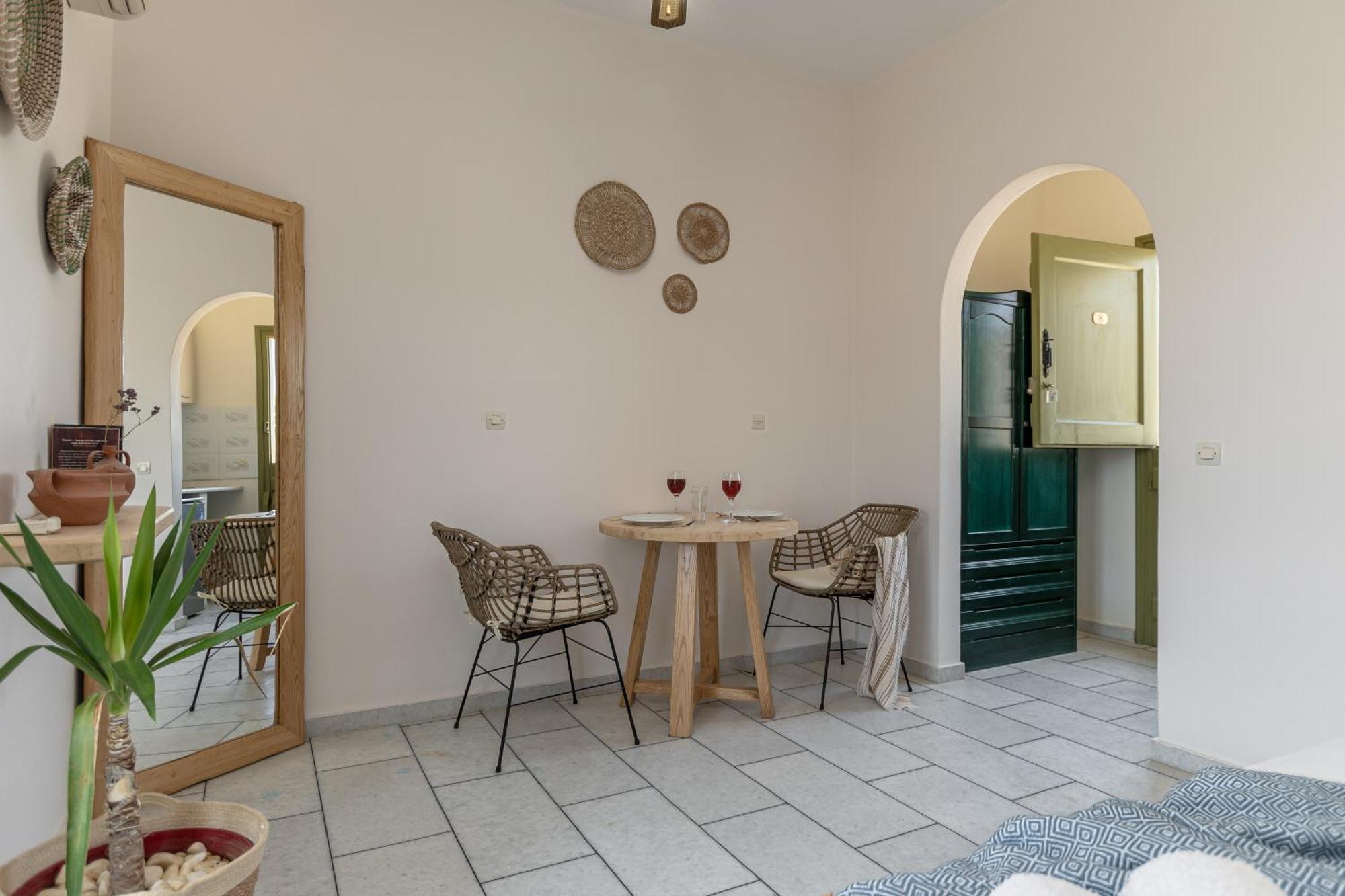 Studios Vrettos Beachfront Hotel Pláka 외부 사진